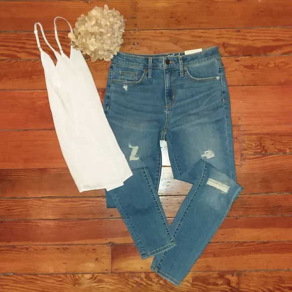 Universal Thread Denim - NWT UNIVERSAL THREAD HIGH RISE SKINNY SIZE 6/28R
